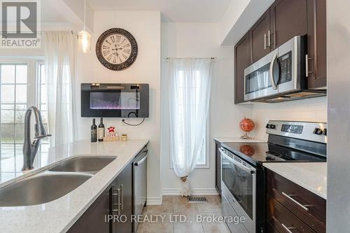 #62 -377 Glancaster Rd, Hamilton, ON - Indoor Photo Showing Kitchen With Stainless Steel Kitchen With Double Sink