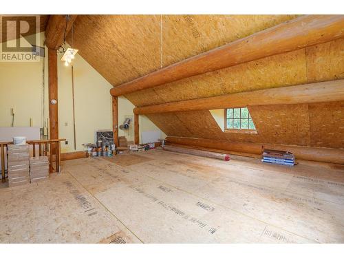 2197 3 Highway, Creston, BC - Indoor Photo Showing Other Room