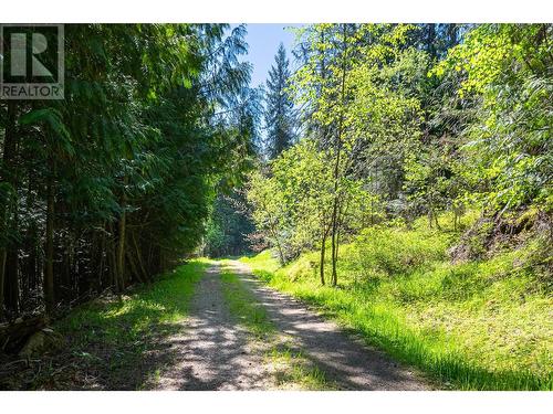 2197 3 Highway, Creston, BC - Outdoor