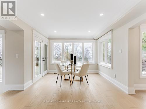 95 Hill Cres, Toronto, ON - Indoor Photo Showing Dining Room