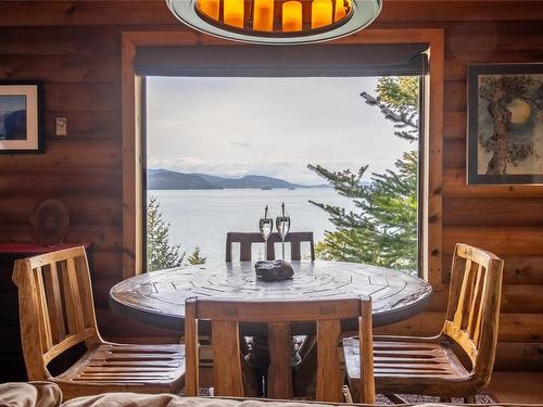 1601 Schooner Way, Pender Island, BC - Indoor Photo Showing Dining Room With Body Of Water