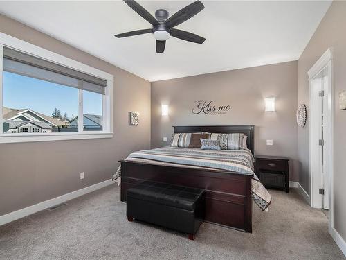 40 Nikola Rd, Campbell River, BC - Indoor Photo Showing Bedroom