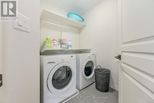 187 Pumpkin Pass, Hamilton, ON - Indoor Photo Showing Laundry Room