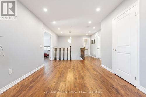 132 Springview Drive, Hamilton, ON - Indoor Photo Showing Other Room