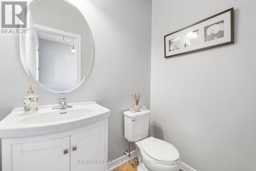 132 Springview Drive, Hamilton, ON - Indoor Photo Showing Bathroom