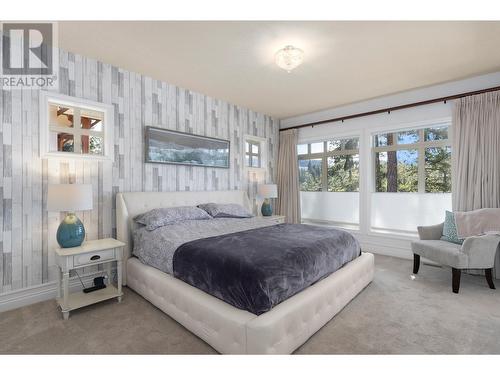100 Falcon Point Way, Vernon, BC - Indoor Photo Showing Bedroom