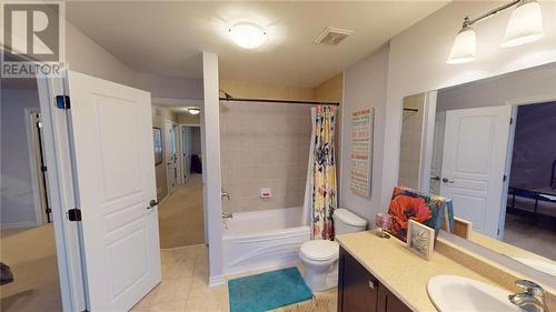 1034 Butler Boulevard, Petawawa, ON - Indoor Photo Showing Bathroom