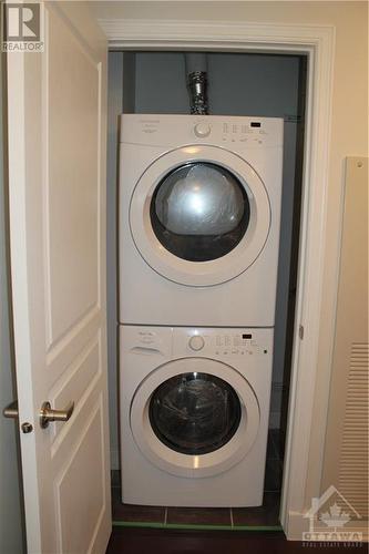 238 Besserer Street Unit#506, Ottawa, ON - Indoor Photo Showing Laundry Room