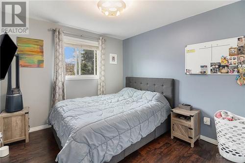 1310 Halton Terrace, Ottawa, ON - Indoor Photo Showing Bedroom