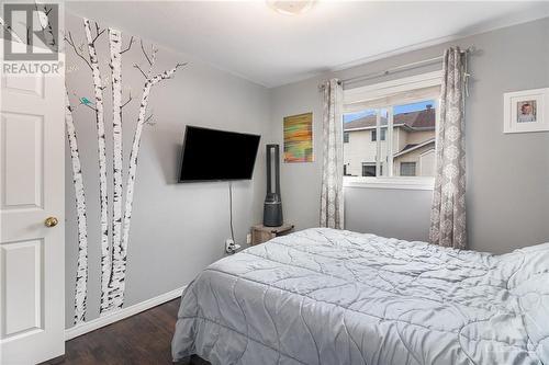 1310 Halton Terrace, Ottawa, ON - Indoor Photo Showing Bedroom