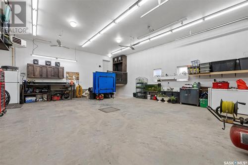 23 Dawn Road, Moose Jaw Rm No. 161, SK - Indoor Photo Showing Garage