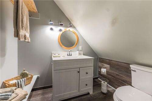 1235 Stafford Third Line, Cobden, ON - Indoor Photo Showing Bathroom