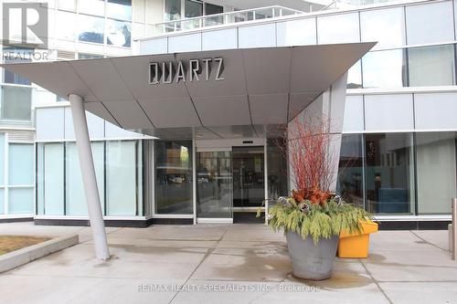 #707 -75 Queens Wharf Rd, Toronto, ON - Outdoor