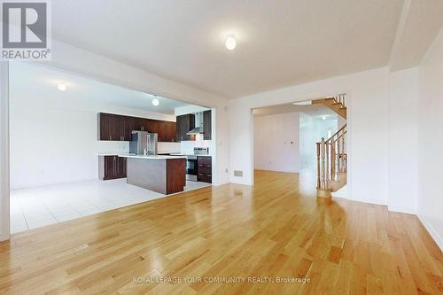 227 Brownley Lane, Essa, ON - Indoor Photo Showing Kitchen