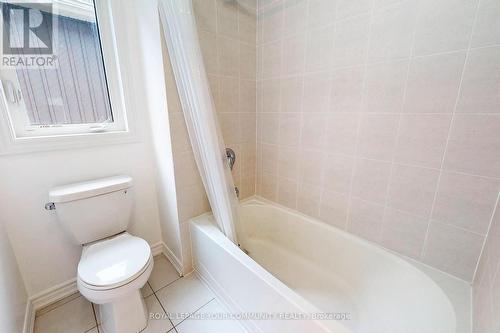227 Brownley Lane, Essa, ON - Indoor Photo Showing Bathroom