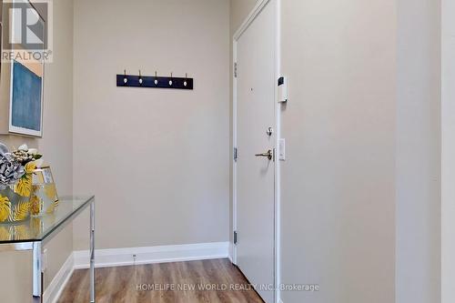 #506 -1 Hurontario St, Mississauga, ON - Indoor Photo Showing Other Room