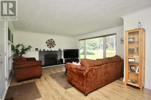 5543 Old Richmond Rd, Ottawa, ON - Indoor Photo Showing Living Room With Fireplace