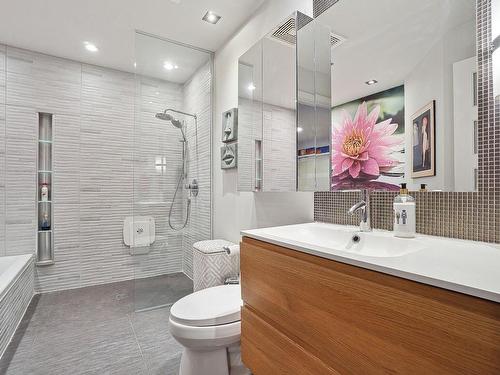 Salle de bains - 203-3081 Rue Édouard-Montpetit, Laval (Chomedey), QC - Indoor Photo Showing Bathroom