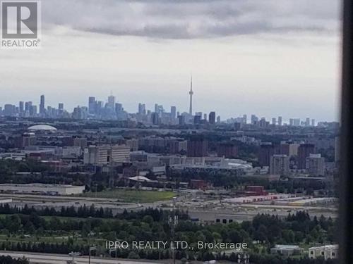 #4002 -898 Portage Pkwy, Vaughan, ON - Outdoor With View