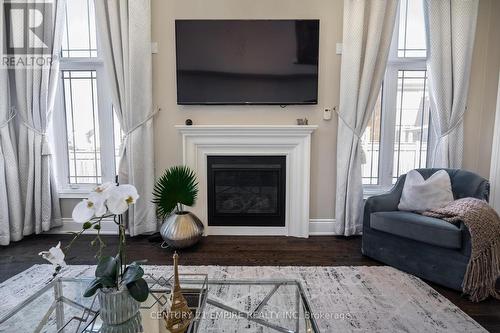 125 Chesney Cres, Vaughan, ON - Indoor Photo Showing Living Room With Fireplace