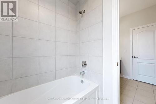 2964 Monarch Drive, Orillia, ON - Indoor Photo Showing Bathroom
