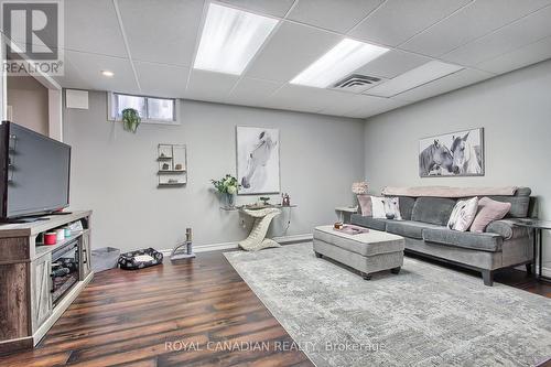 182 Taylor Dr, Barrie, ON - Indoor