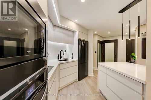 1208 - 1 Palace Pier Court, Toronto, ON - Indoor Photo Showing Kitchen With Upgraded Kitchen