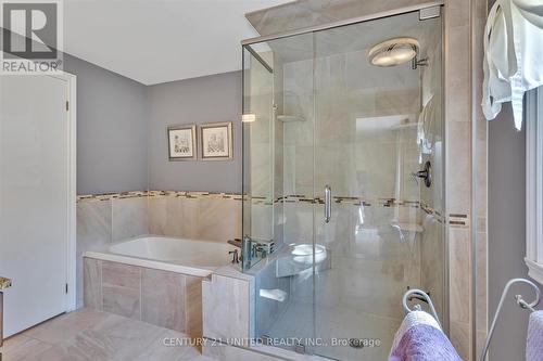 1223 Harrington Dr, Smith-Ennismore-Lakefield, ON - Indoor Photo Showing Bathroom