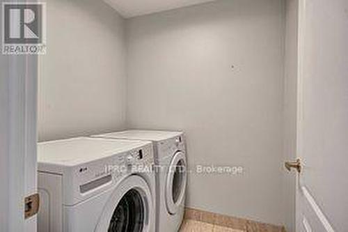 887 Brassard Circle, Milton, ON - Indoor Photo Showing Laundry Room