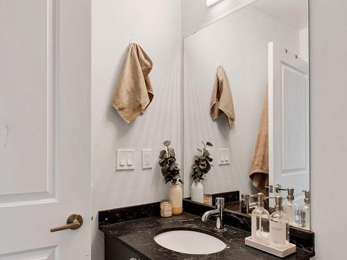 405-35 Fontenay Crt, Toronto, ON - Indoor Photo Showing Bathroom