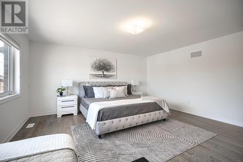 1545 Prentice Rd, Innisfil, ON - Indoor Photo Showing Bedroom