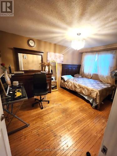 #54 -3525 Brandon Gate Dr, Mississauga, ON - Indoor Photo Showing Bedroom