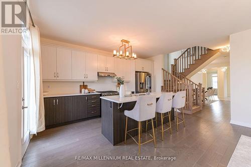 35 Divers Rd, Brampton, ON - Indoor Photo Showing Kitchen With Double Sink With Upgraded Kitchen