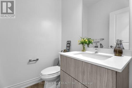 25 Vineyard Drive, Brampton, ON - Indoor Photo Showing Bathroom