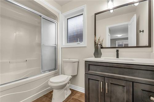 8516 Milomir Street, Niagara Falls, ON - Indoor Photo Showing Bathroom