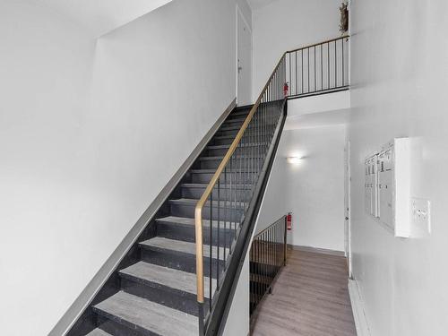 Escalier - 904 Rue Grant, Longueuil (Le Vieux-Longueuil), QC - Indoor Photo Showing Other Room