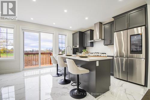 18 Hosta Street E, Brampton, ON - Indoor Photo Showing Kitchen With Upgraded Kitchen