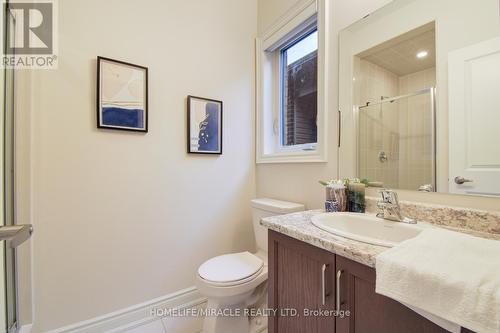 18 Hosta St E, Brampton, ON - Indoor Photo Showing Bathroom