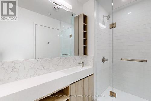 2717 - 319 Jarvis Street, Toronto, ON - Indoor Photo Showing Bathroom