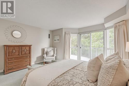 #303 -2190 Lakeshore Rd, Burlington, ON - Indoor Photo Showing Bedroom