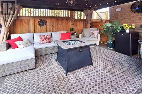 136 Redfern Cres, Clarington, ON - Outdoor With Deck Patio Veranda With Exterior