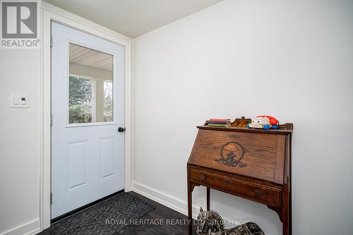 699 Cooper Rd, Madoc, ON - Indoor Photo Showing Other Room