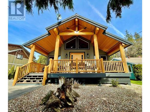 230 White Pine Crescent, Sicamous, BC -  With Exterior