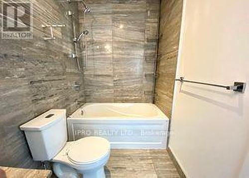 3802 - 15 Iceboat Terrace, Toronto, ON - Indoor Photo Showing Bathroom