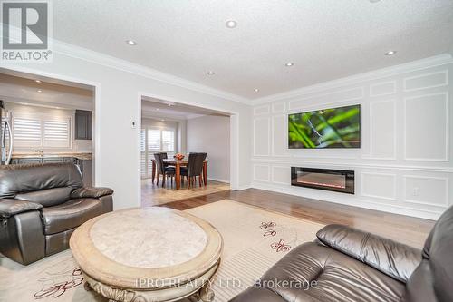 22 Spofford Drive, Whitchurch-Stouffville, ON - Indoor Photo Showing Living Room With Fireplace