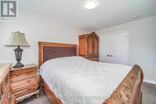 22 Spofford Drive, Whitchurch-Stouffville, ON - Indoor Photo Showing Bedroom