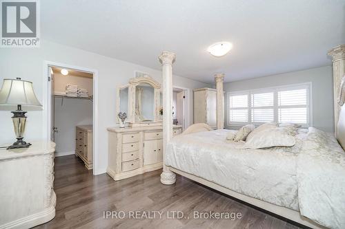 22 Spofford Drive, Whitchurch-Stouffville, ON - Indoor Photo Showing Bedroom