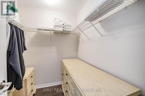 22 Spofford Drive, Whitchurch-Stouffville, ON - Indoor With Storage