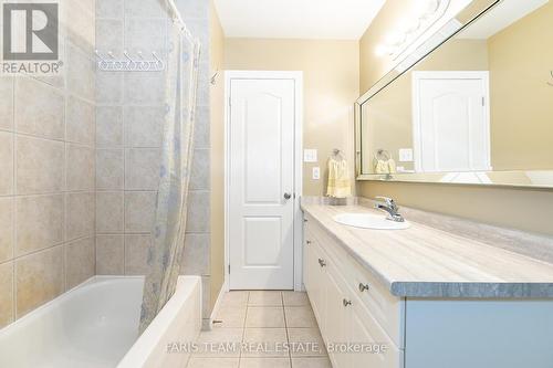 3843 East Street, Innisfil, ON - Indoor Photo Showing Bathroom