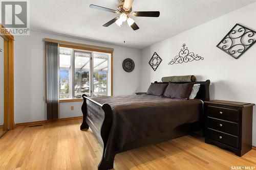 364 Pasqua Lake Road, Pasqua Lake, SK - Indoor Photo Showing Bedroom